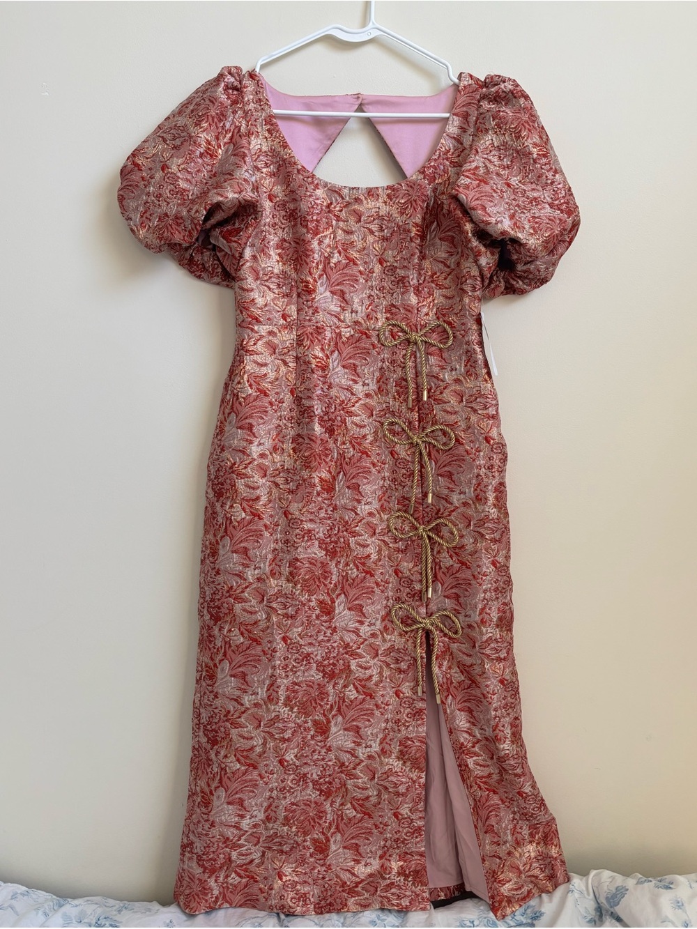 Rose-Pattern Puff-Sleeve Maxi Dress with Front Bow Detail